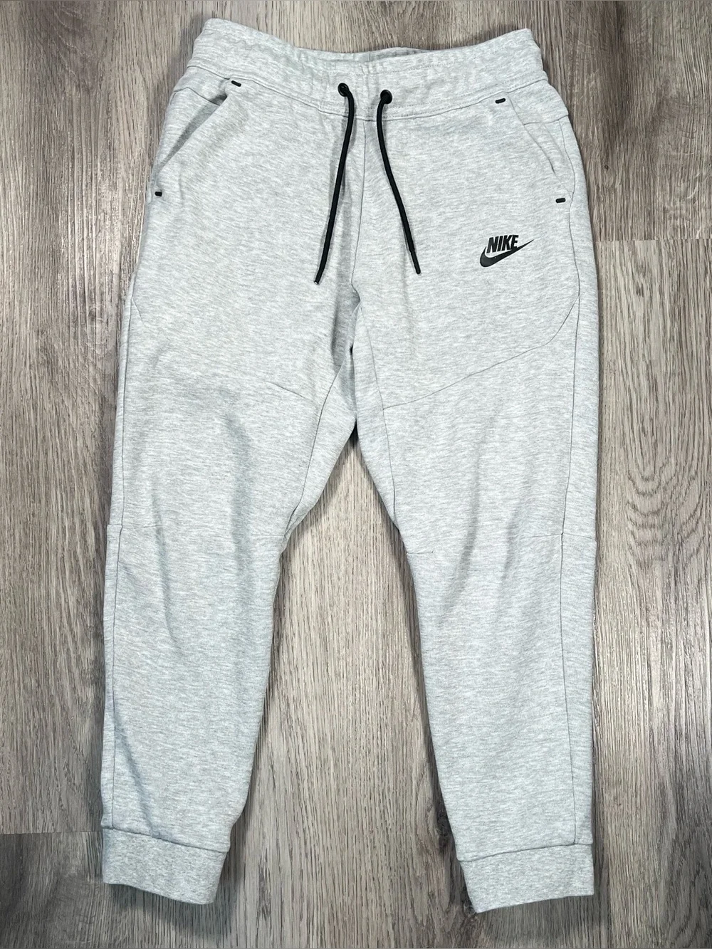 Nike Sportswear Boys Kids Tech Fleece Joggers Gray Youth Medium CU9213-063
